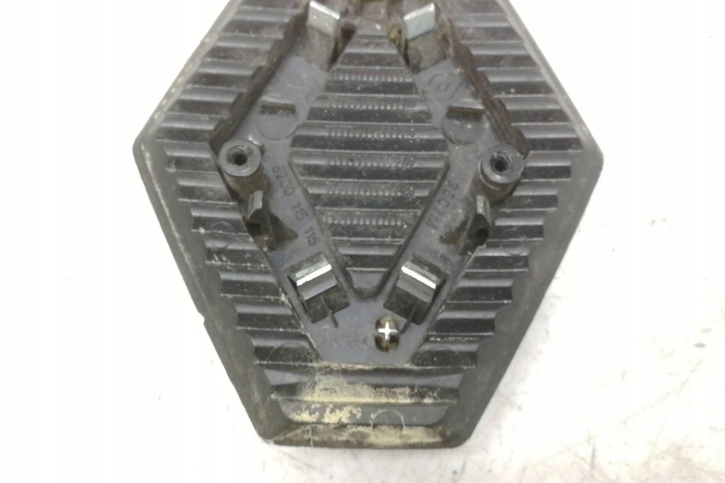 фото №4, Значок автомобиля renault grand scénic iv r9_ 8200115115 2.0l дизель