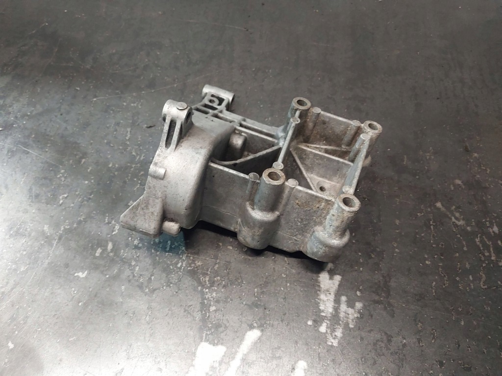 Купить Кронштейн компрессора кондиционера bmw 3 e46 316i 1.9 m43tub19 194e1 1433507