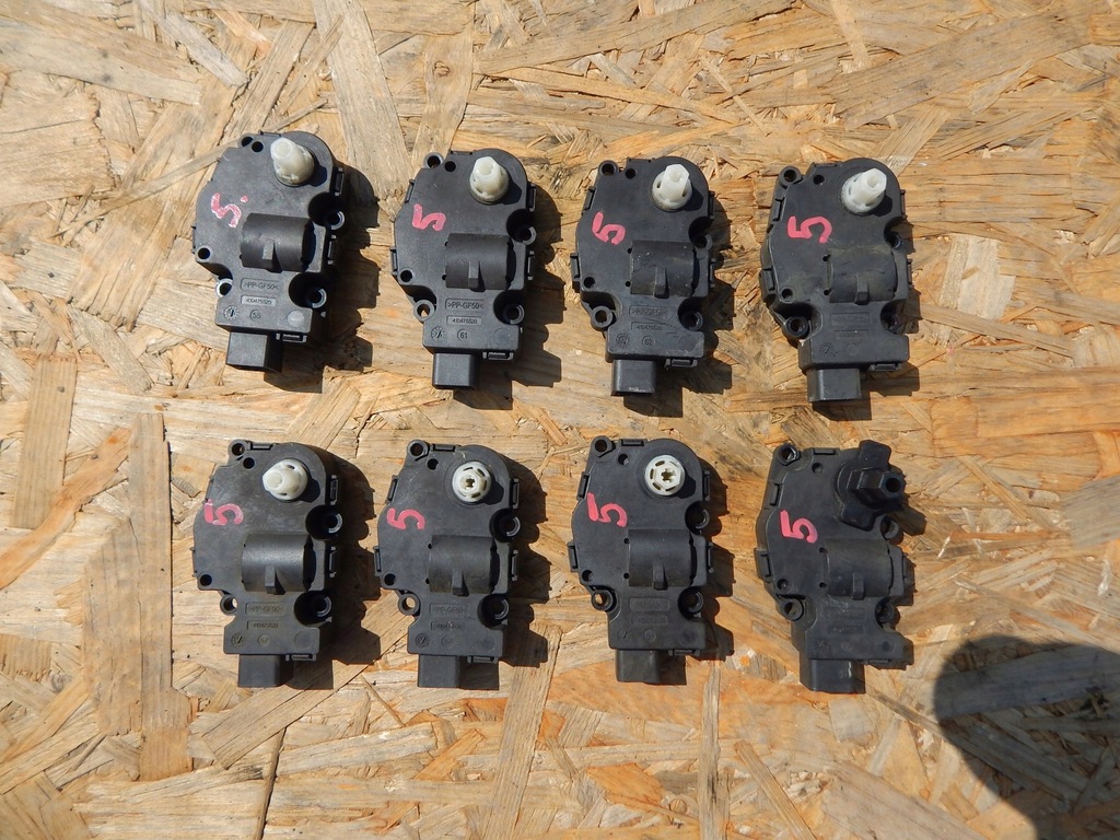 фото №1, Porsche panamera моторчик вентилятор