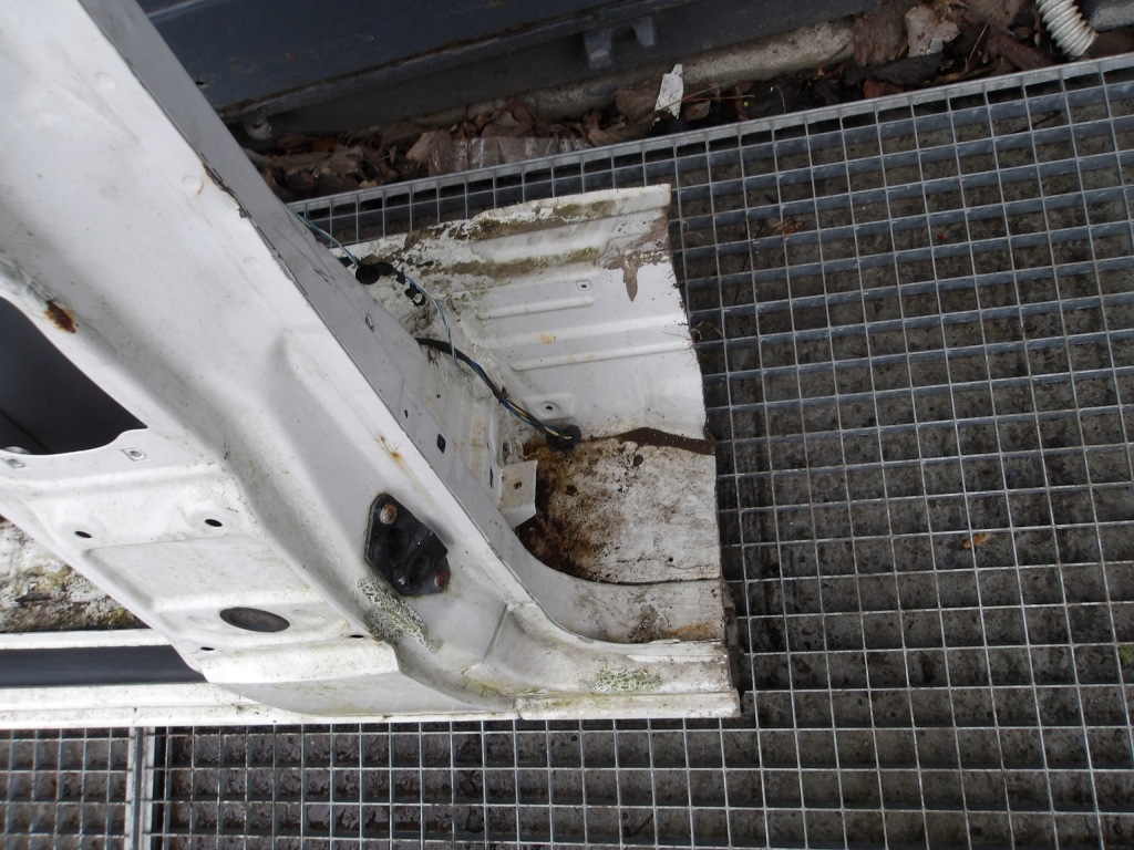 фото №5, Sprinter w906 06-18 порог левый правый подножка блок двигателя