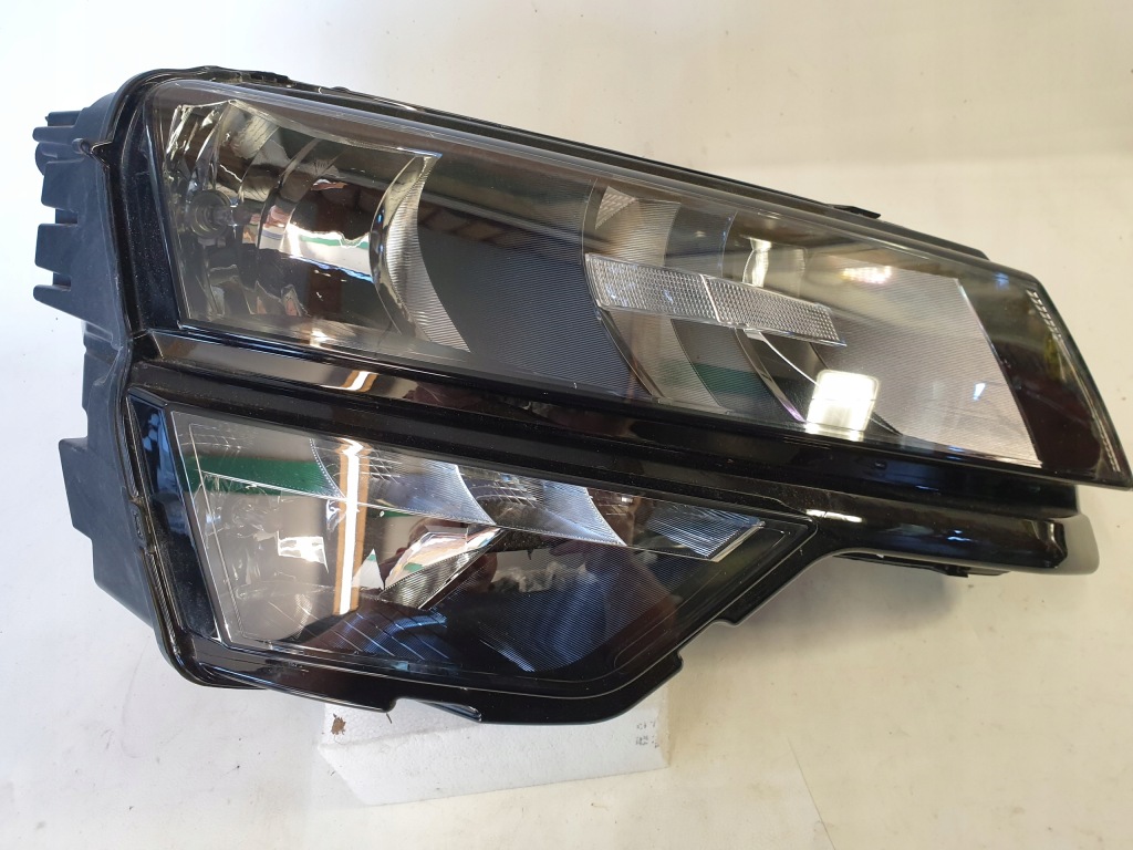 фото №1, Skoda karoq лампа передня права 57b941016a