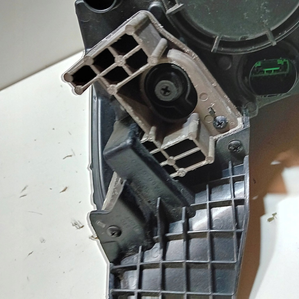 фото №15, Hyundai elantra vi lift лампа правая передняя правый перед