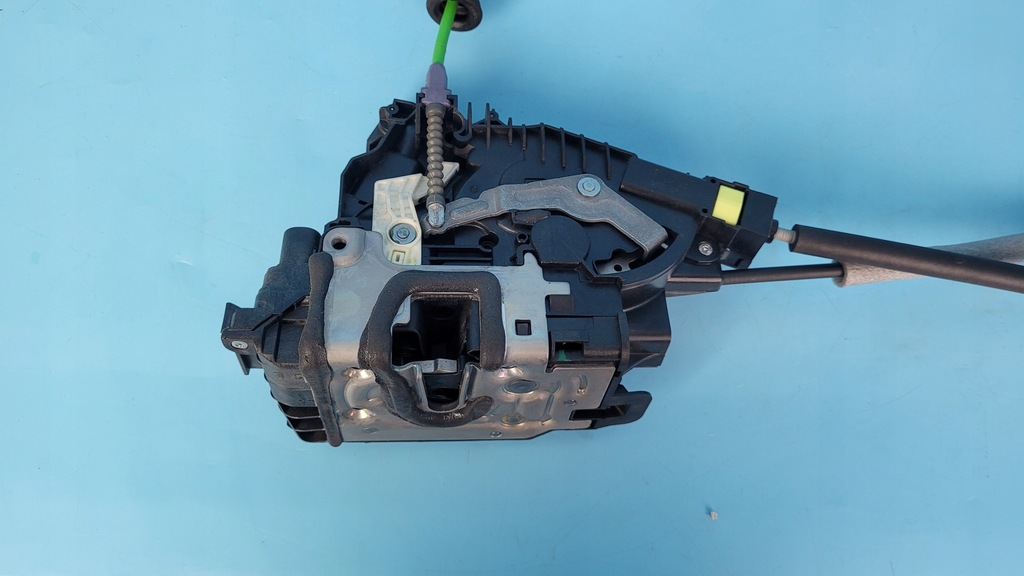 фото №10, Mercedes eqe w295 350+ 23r замок дверь левый перед a0997205502 a2230030899