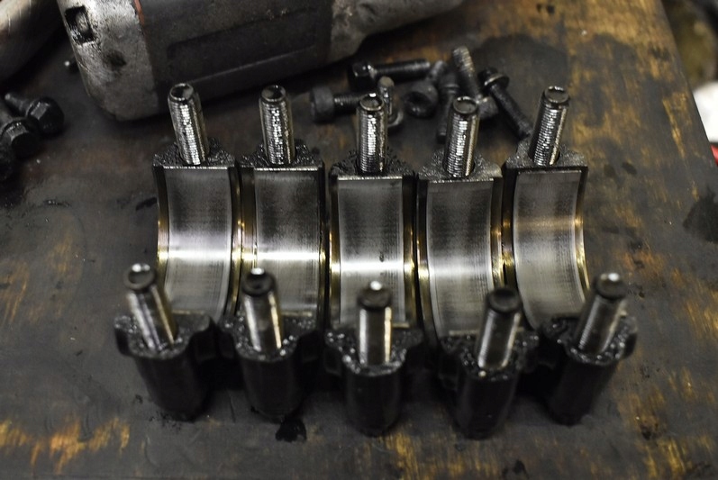 фото №13, Блок dół двигателя wał 30777889 volvo v70 2 ii 2.4 d5 185 km lift 04-08