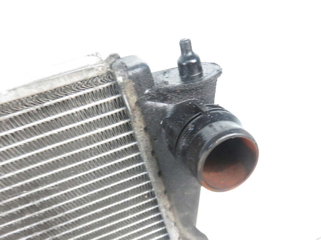 Радиатор воды audi a6 c6 3.0 tdi 4f0121251n Недорого