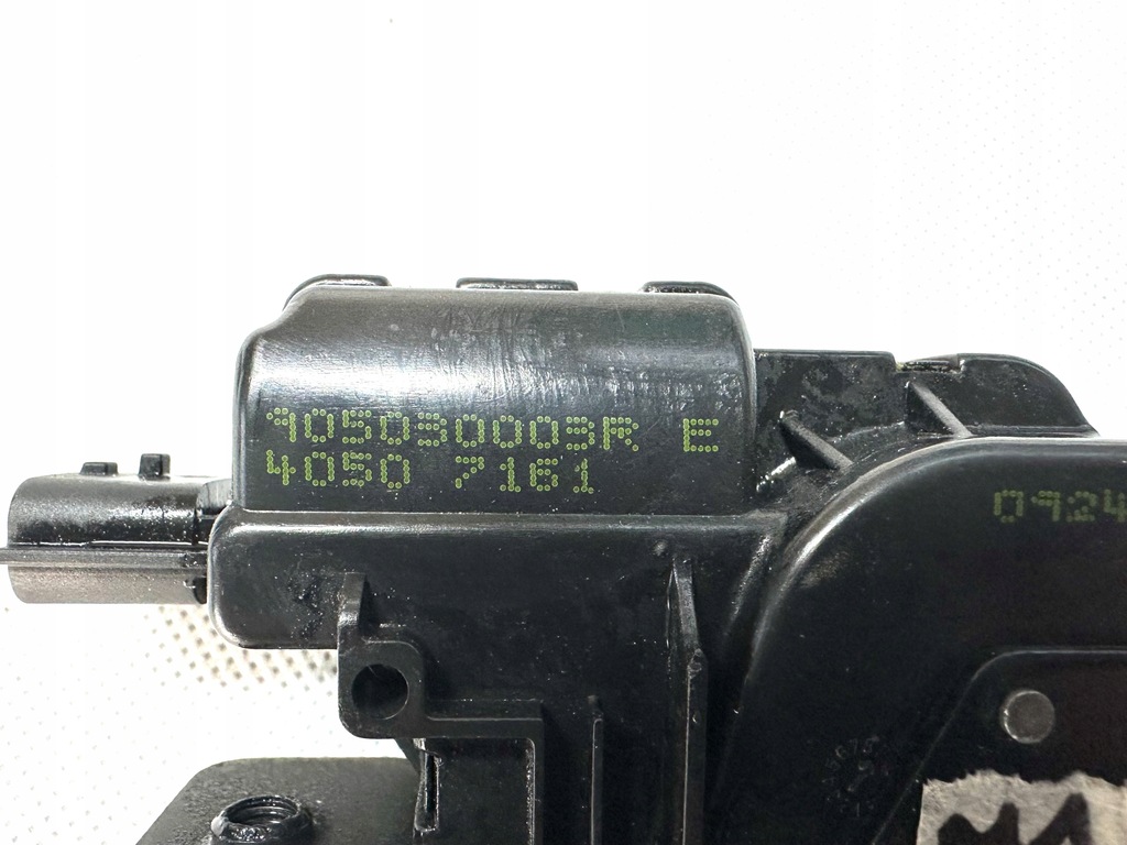 фото №4, Замок крышки задняя 905030003r renault fluence sedan 4pin