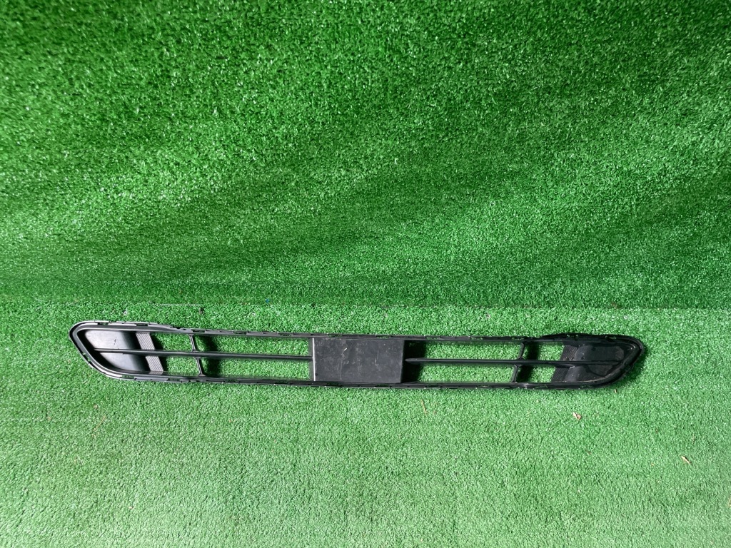 фото №1, Решітка бампера середня hyundai grand santa fe lift nowa оригінал 2016-201