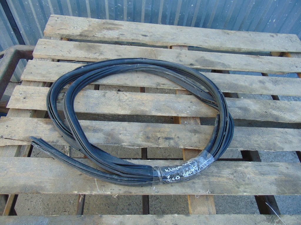 фото №1, Прокладка багажника задня ford ecosport mk2 lift