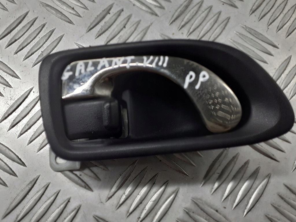фото №1, Ручка правая передняя внутренняя mitsubishi galant viii