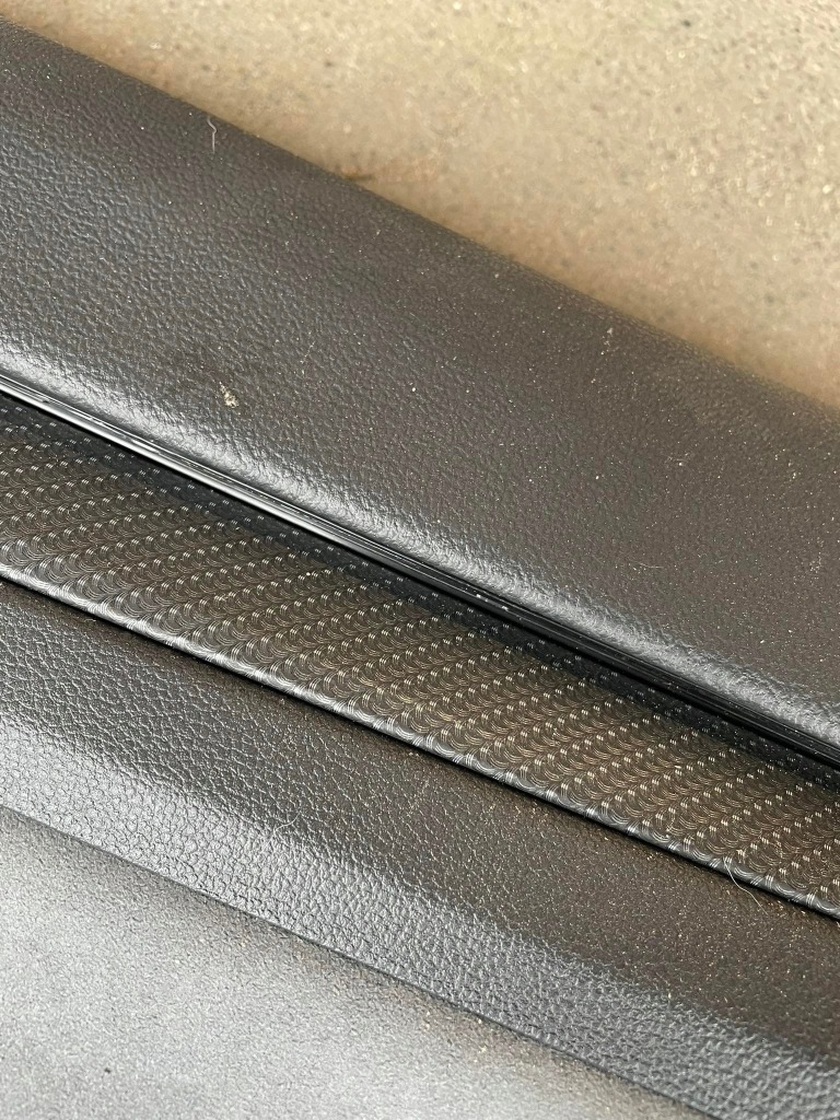 фото №10, Vw golf 8 viii r сиденья ковшеобразные туннель обшивки