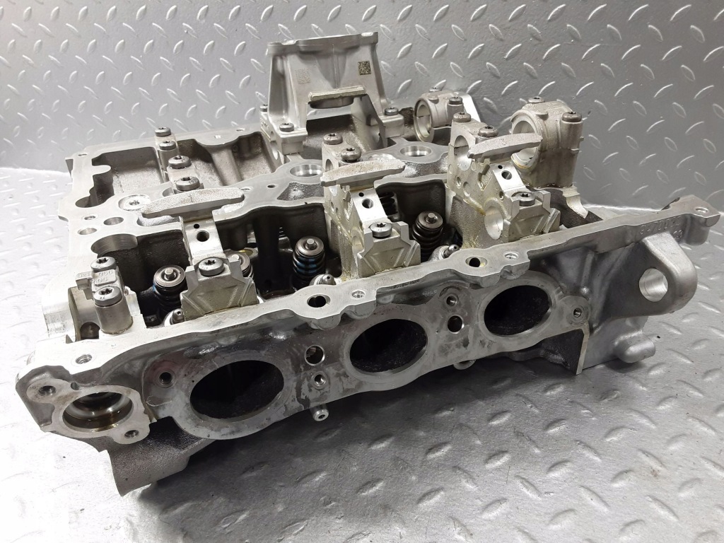 Головка двигателя bmw x1 f48 f49 11121019163 Киев