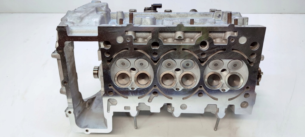 фото №15, Головка комплектна audi a5 a5 a6 c7 a7 2.8 3.2 fsi 06e103404a
