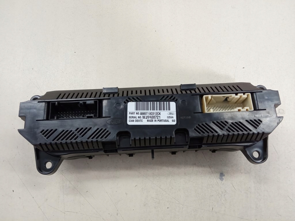 фото №3, Ford c-max mk2 2010-14r. - панель climatronic