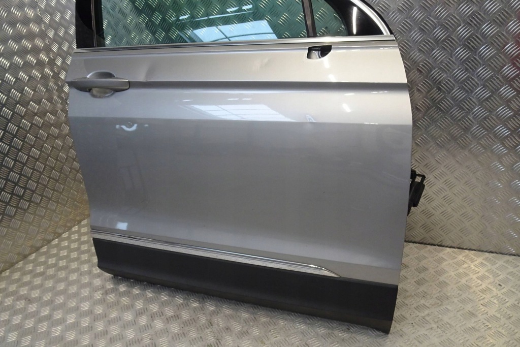 фото №5, Vw tiguan ii - дверь правое