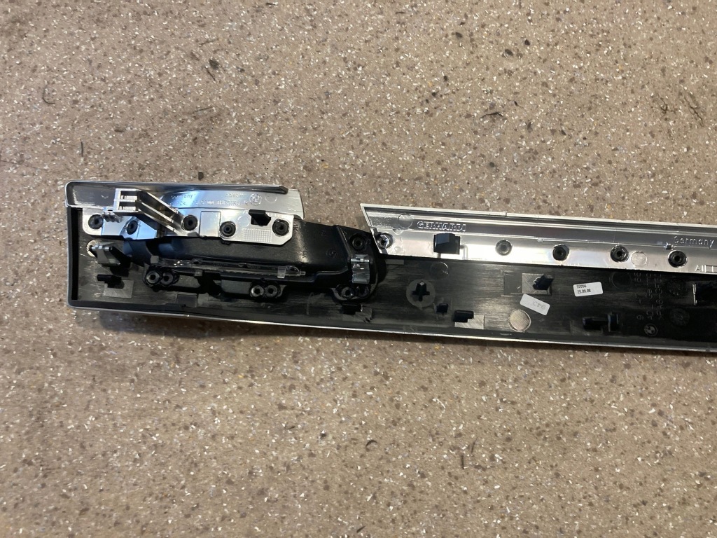 Обшивка дверь задних задний  сторона правая bmw 7 f01 f02 f03 f04 9147166 Оригинал