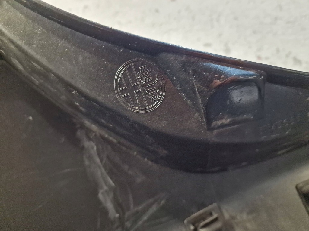 фото №15, Бампер диффузор alfa romeo giulia qv qudariofoglio оригинал