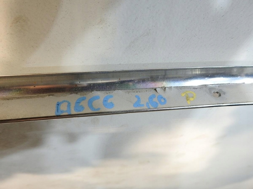 фото №12, Молдинг кузовна права audi a6 c6