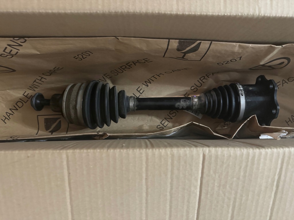 фото №1, Приводной вал перед audi a6 a7 4k0407271b