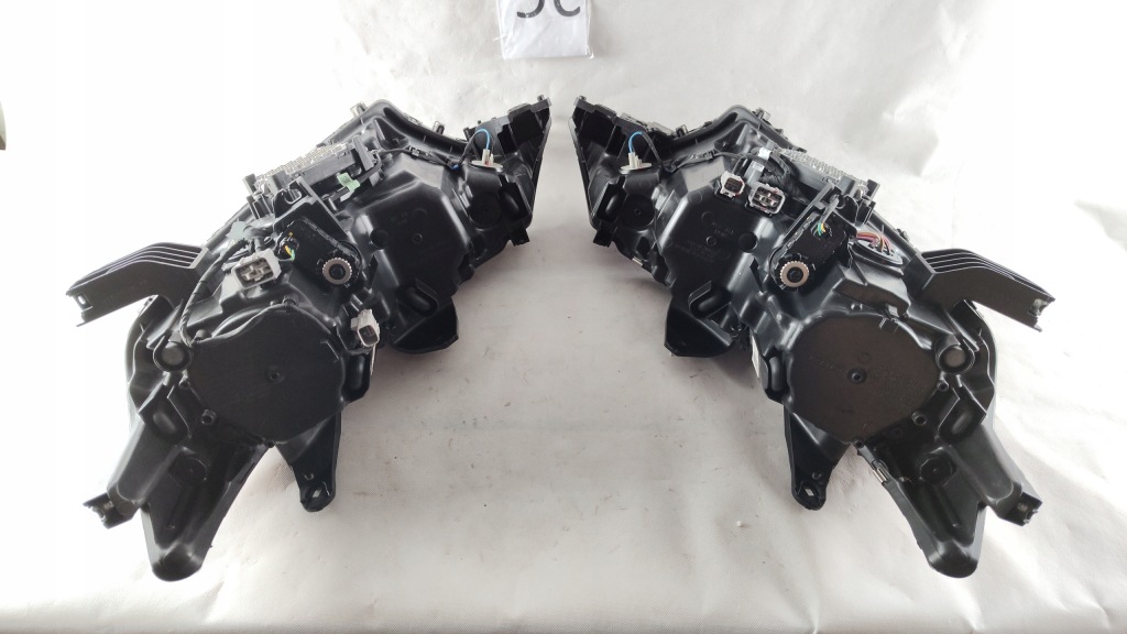 Mitsubishi outlander рестайлинг  full led левый правый фара фара в Украине