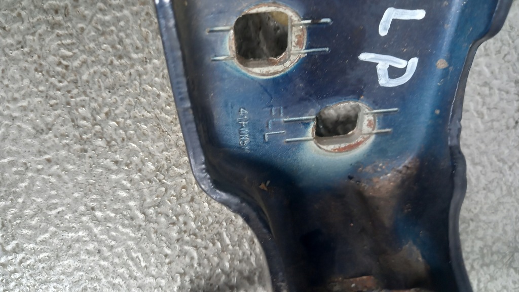 фото №2, Петля дверь левый перед chrysler sebring 06r 2.7b