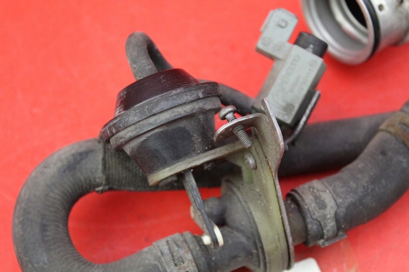 фото №7, Wąż трубка резиновый porsche 911 997 3.8 turbo lift