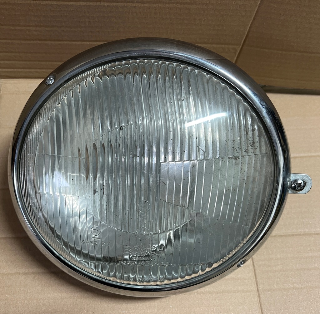 фото №1, Vw transporter t1 лампа bosch оригинал 211941040