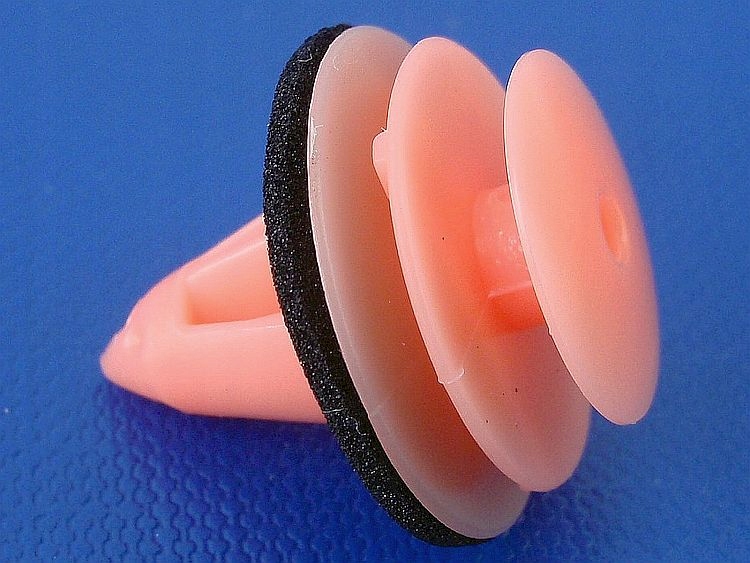 фото №9, Клипса обивочный romix company c60599 nissan