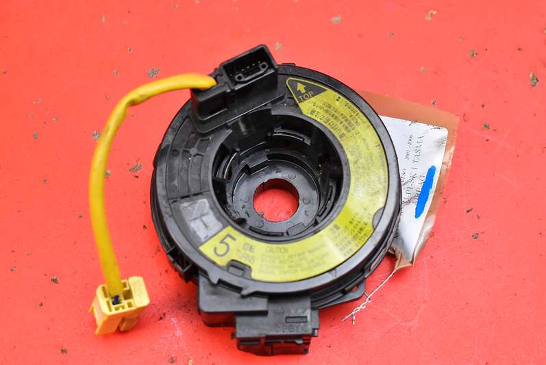 фото №1, Стрічка подушка безпеки шлейф toyota corolla verso 1 i 01-06