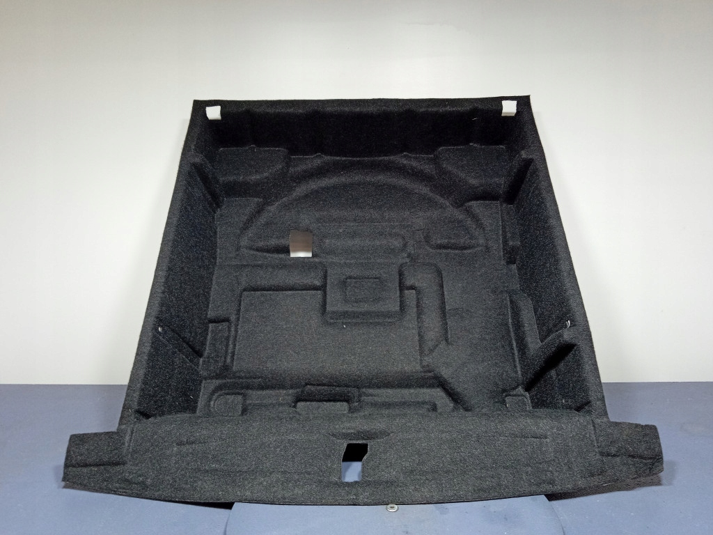 Купить Mercedes gle w292 купе обшивка ниша пол багажника