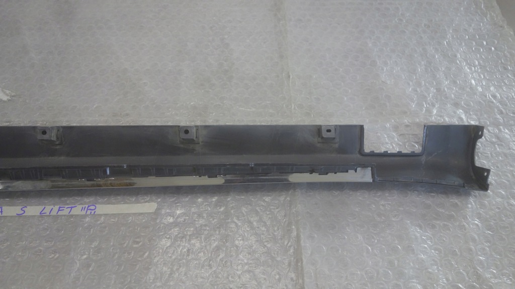 Tesla model s рестайлінг  накладка молдинг поріг права 6005875-00-j Київ