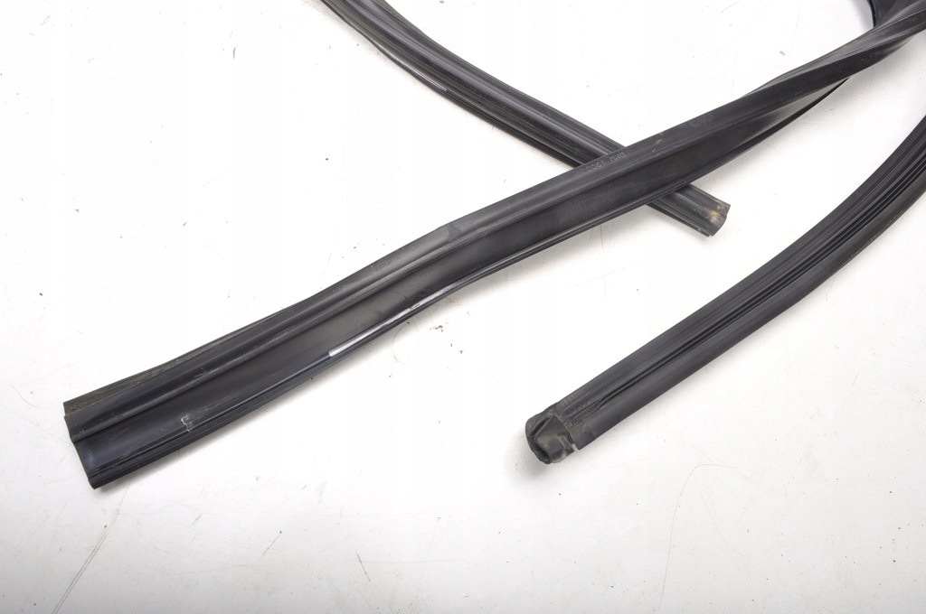 фото №10, Bmw x4 f26 прокладка дверь правый задняя