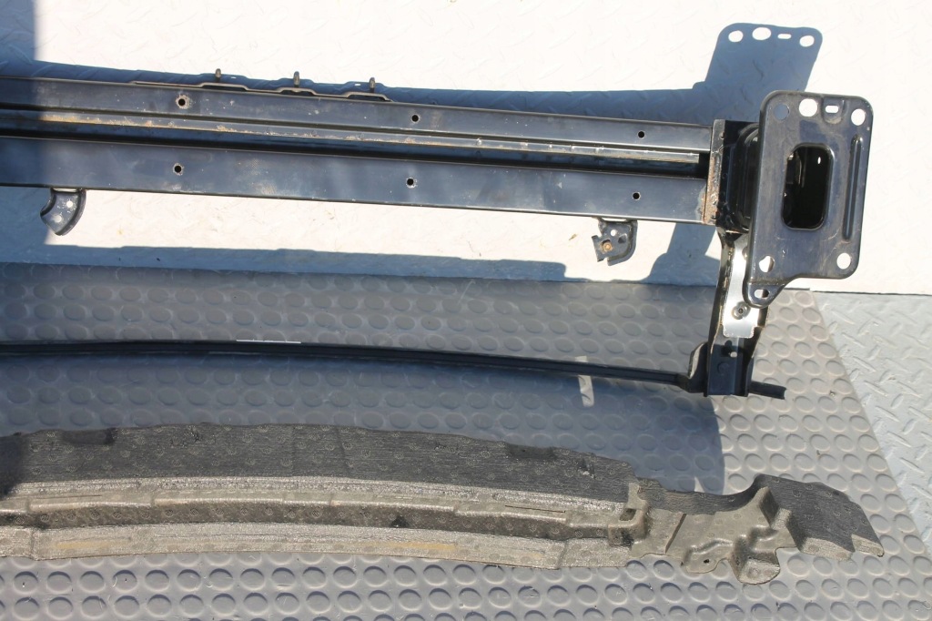 фото №14, Балка усилитель абсорбер бампера перед 64900-g4000 hyundai i30 iii 17-