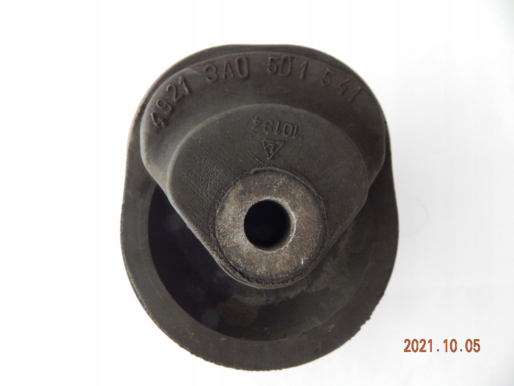 фото №1, Втулка балка задня 3a0501541 vw passat lemforder