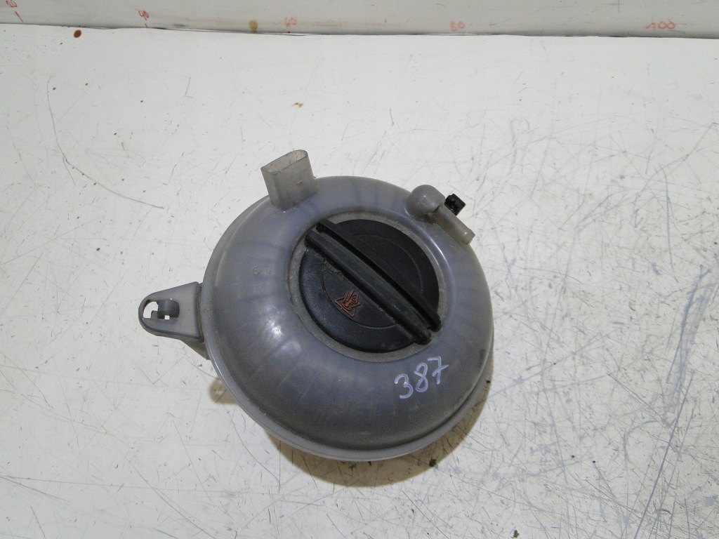 фото №1, Vw golf vii бак розширювальний 5q0121407d