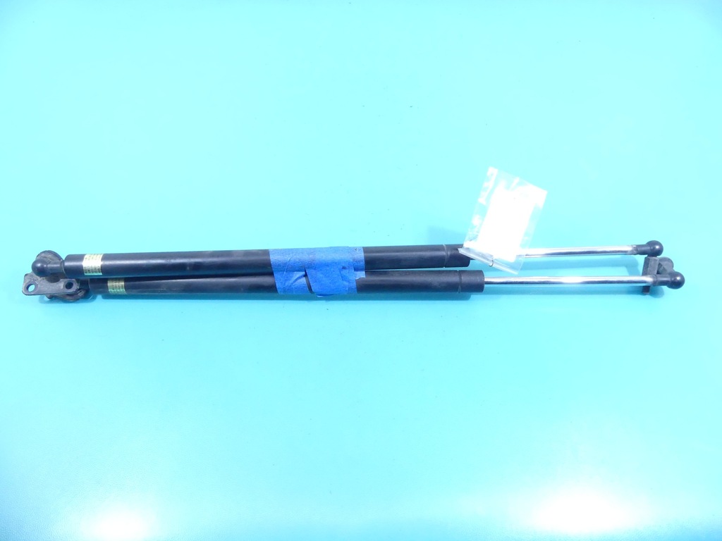 фото №3, Амортизаторы крышки mitsubishi grandis