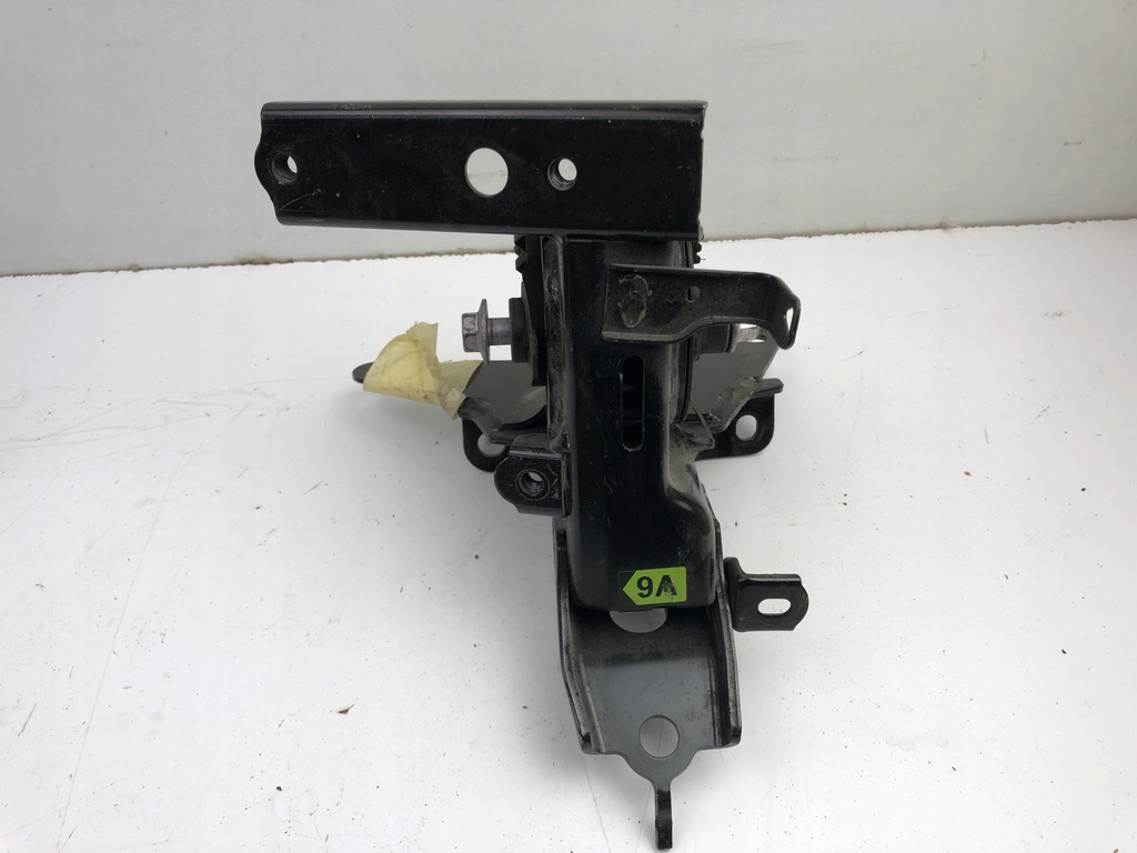 фото №6, Toyota yaris iii 1.5 hybrid кронштейн подушка коробки