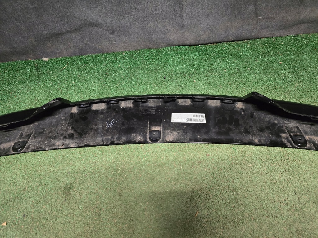 фото №8, Накладка спойлер бампера перед porsche taycan 9j0 cross turismo