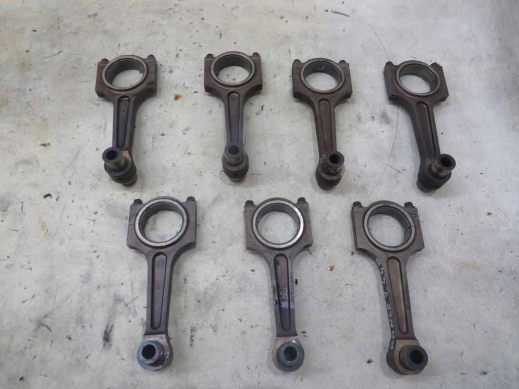 Купить Шатун land rover vouge l322 4.4 v8 r22541256