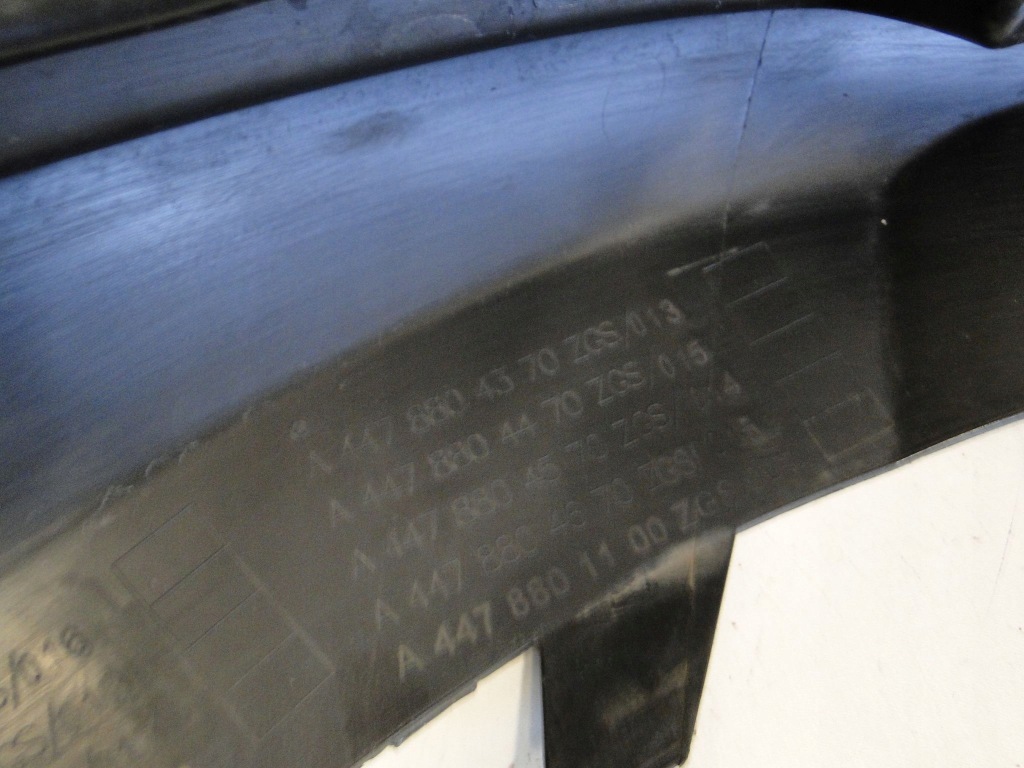 Mercedes vito 447 w447 бампер передний без pts без halo Оригинал