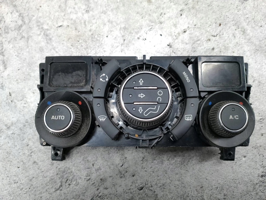 фото №1, Панель обдув peugeot 308 i 96558144xt 1.6 vti