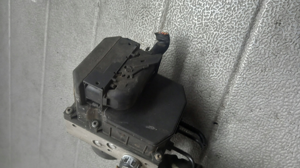 фото №5, Насос abs audi a4 b6 1.9d 00r 0265950011