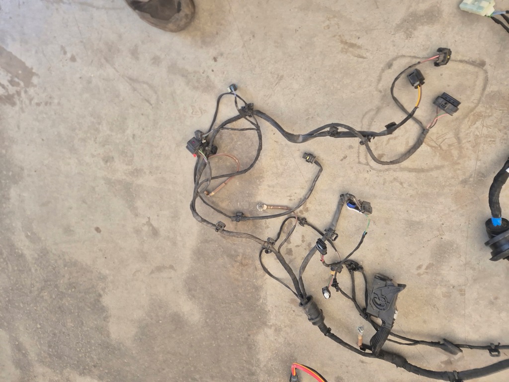 фото №13, Mercedes gla h247 20- жгут отсек двигателя 2.0 usa