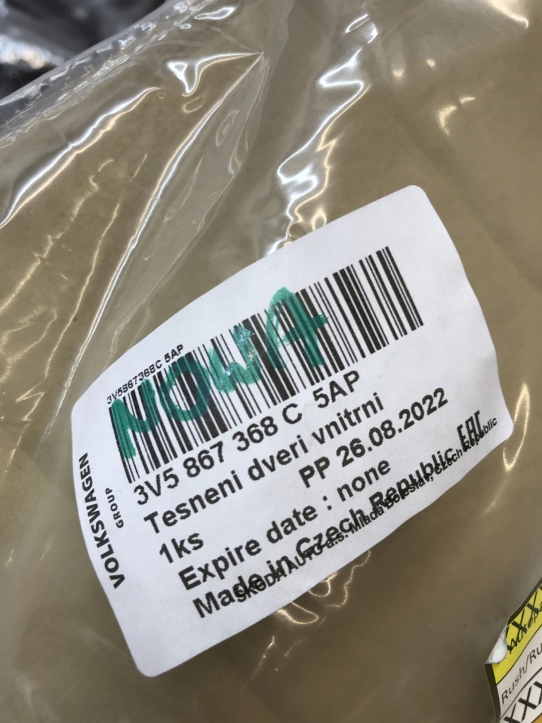 фото №7, Skoda superb iii прокладка дверь правый задняя 3v5867368