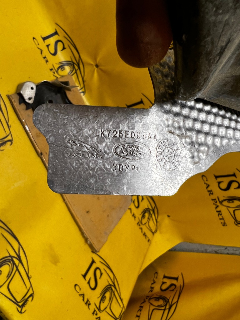 фото №3, Защита кронштейн металлический land rover discovery v l550