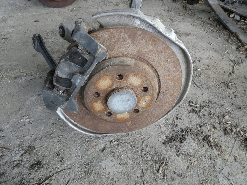 фото №5, Поворотний кулак лівий задня важіль audi a4 b8