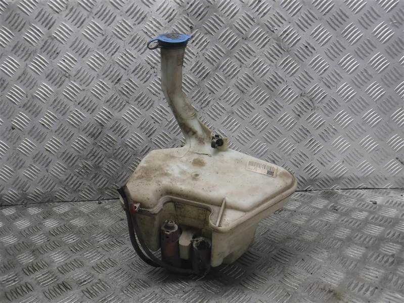 фото №1, Бачок омывателя toyota yaris ii 1.0