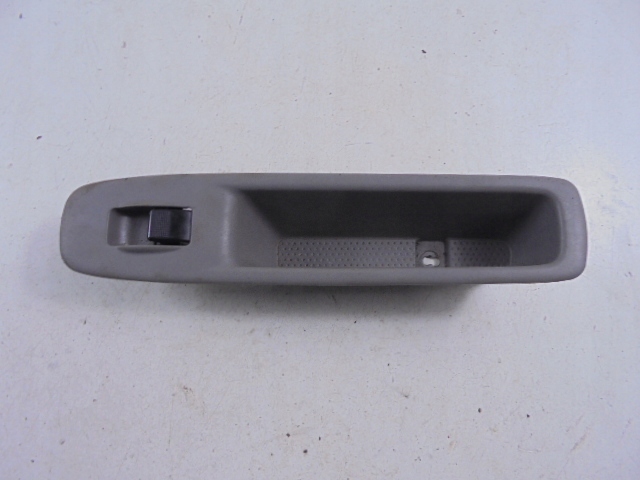 фото №9, Mazda demio dw панель переключатель выключатель стекло перед правый dc35-684l lift