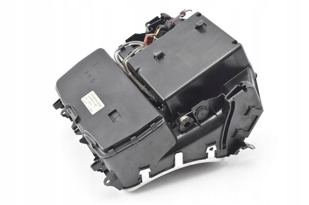 фото №16, Mercedes c klasa w205 c63 amg туннель средний