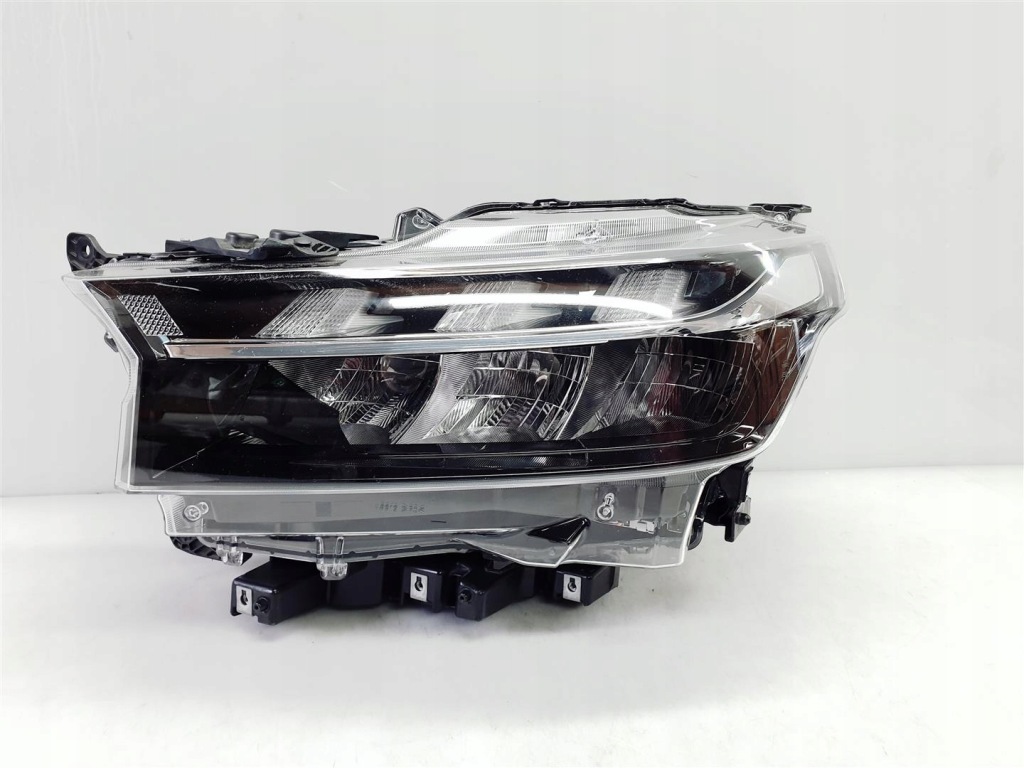 фото №1, Suzuki sx4 s-cross 2 ii 21r+ левая лампа перед full led ory eu !!!