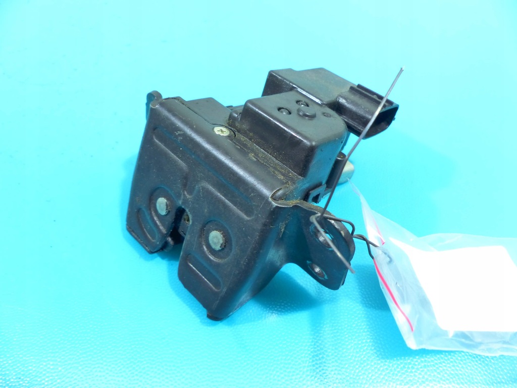 фото №1, Замок крышки задняя багажника kia venga 4pin